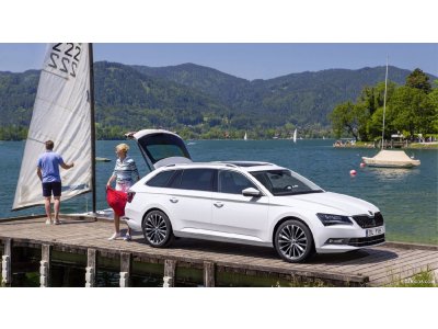 Automatické otevírání kufru Škoda Superb III combi